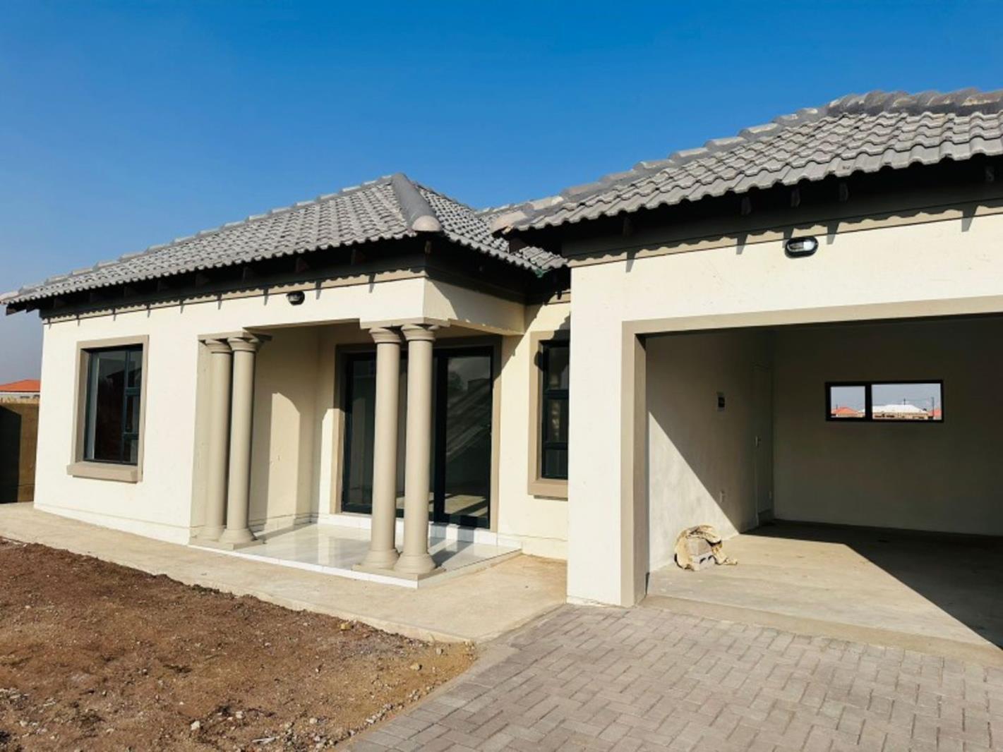 3 Bedroom House in Cassim Park