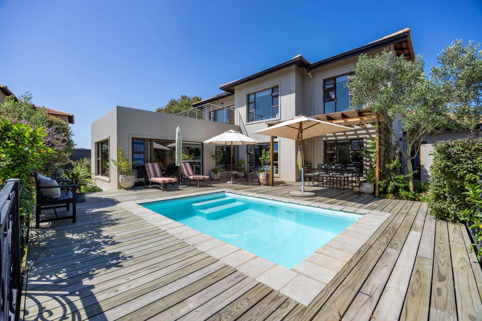 3 Bedroom House in The Hill Estate