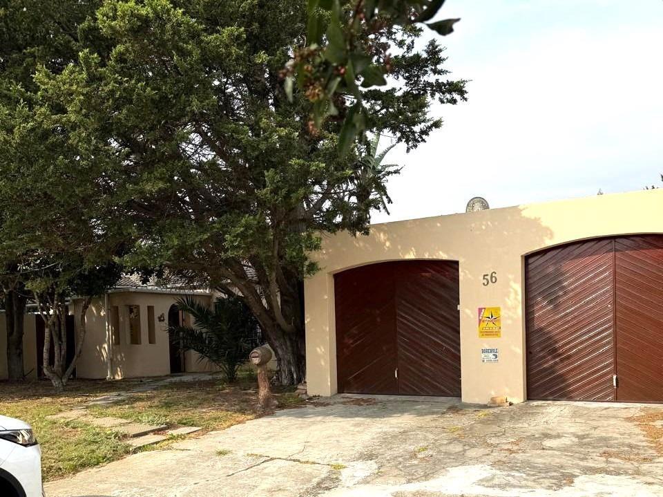 4 Bedroom House in Table View