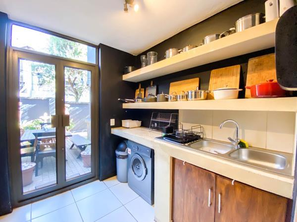 6 Bedroom House in Serengeti