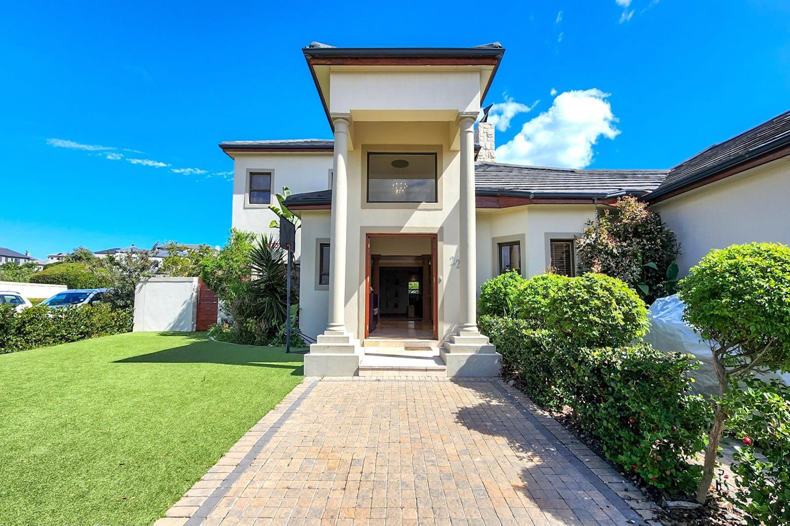 4 Bedroom House in Big Bay