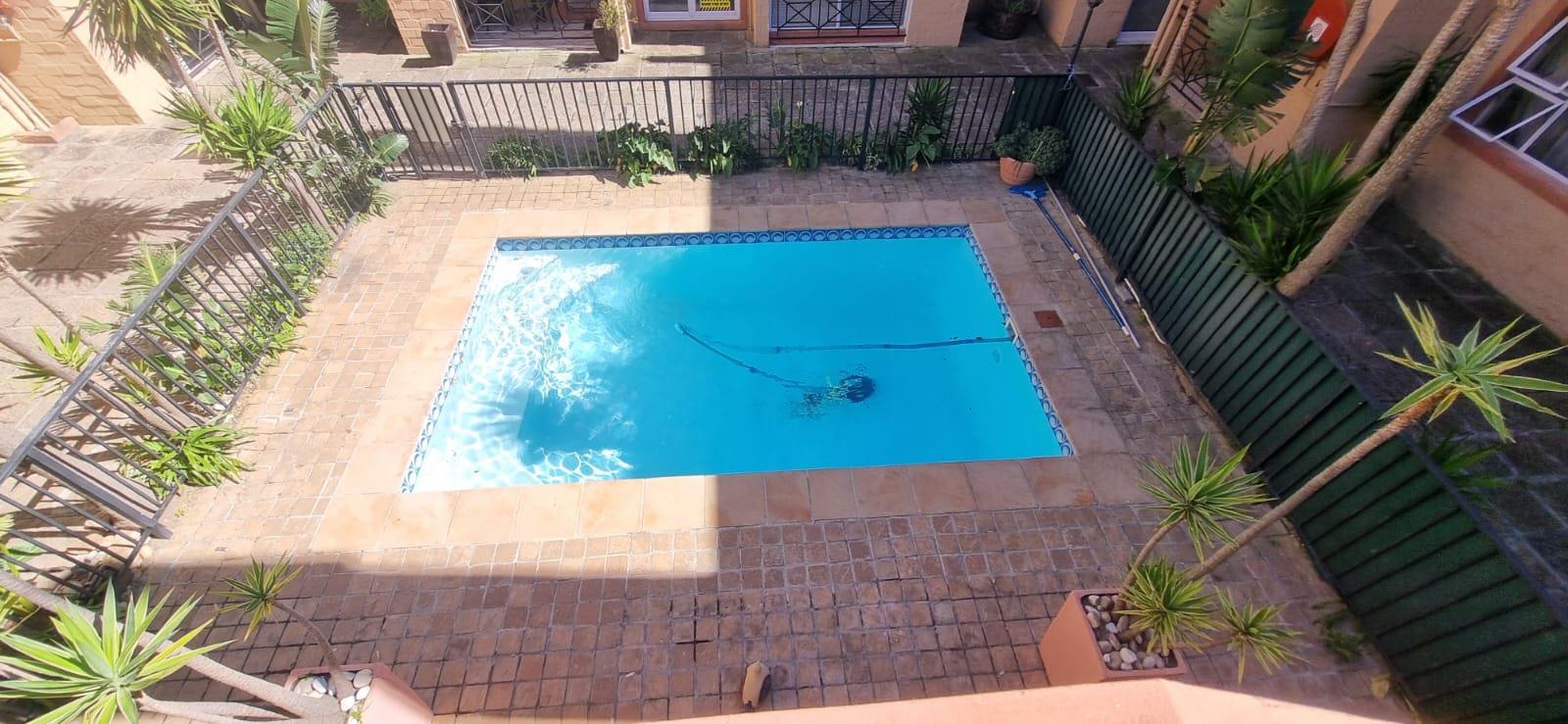 2 Bedroom Apartment in Gordons Bay Central