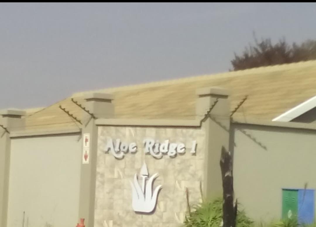 2 Bedroom Duplex in Greenstone Hill