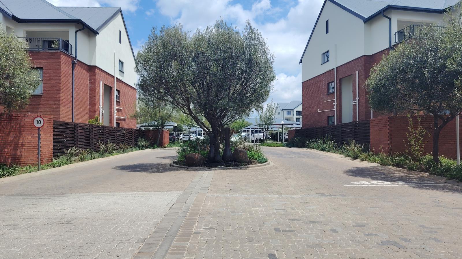 3 Bedroom Apartment in Greenstone Hill