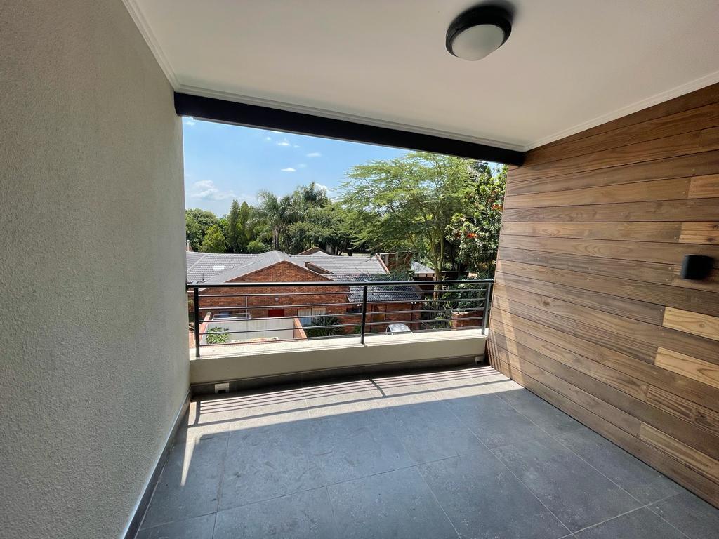 2 Bedroom Apartment in Bryanston