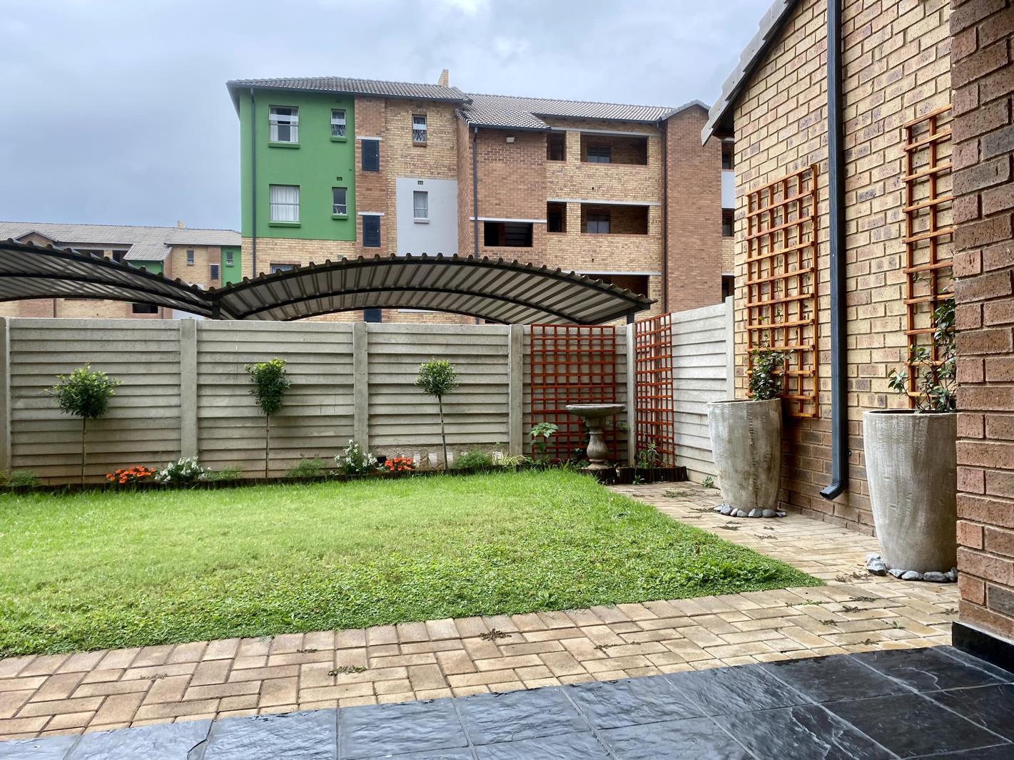 2 Bedroom Apartment in Heuweloord