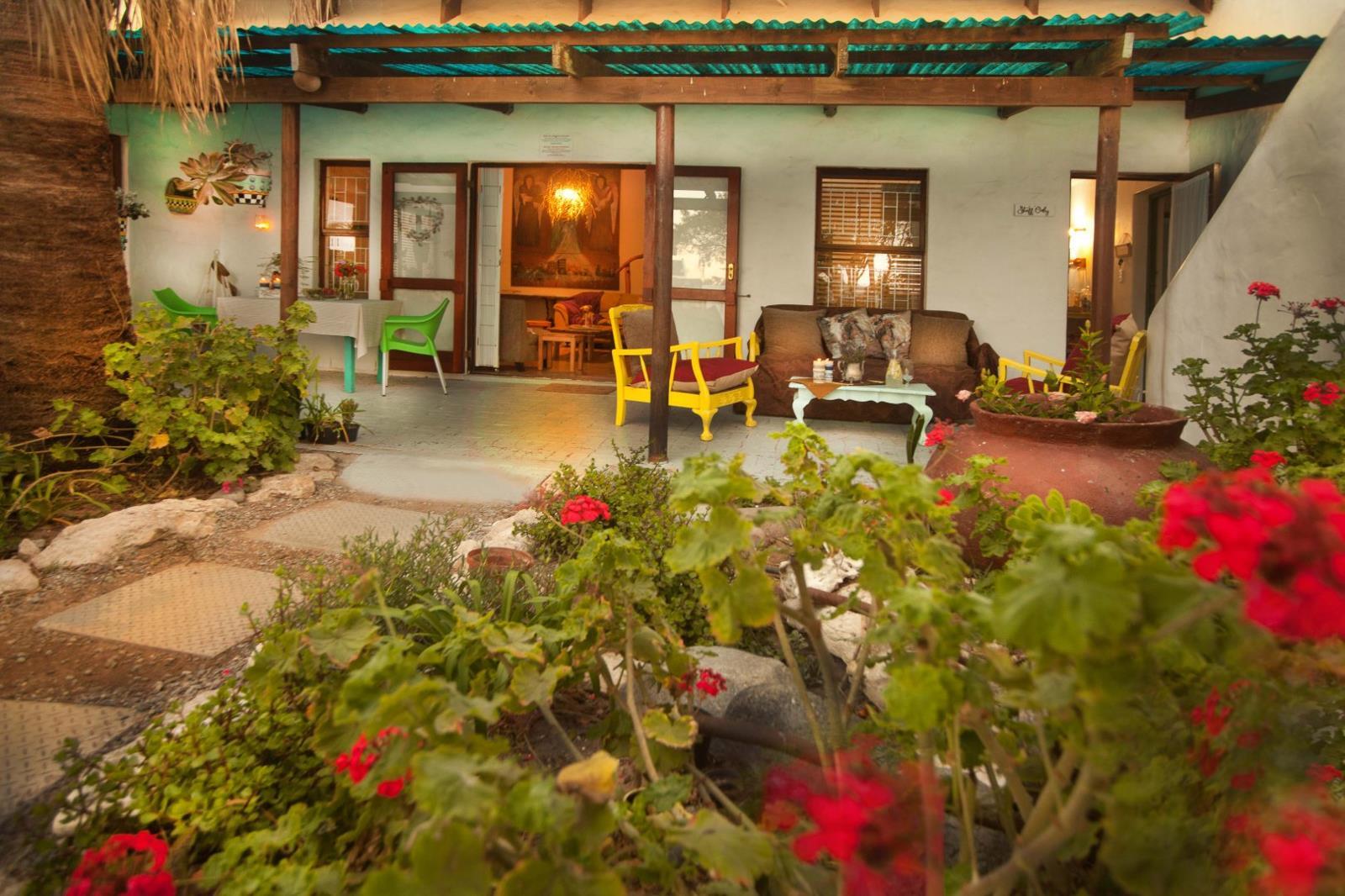 6 Bedroom House in Jacobs Bay