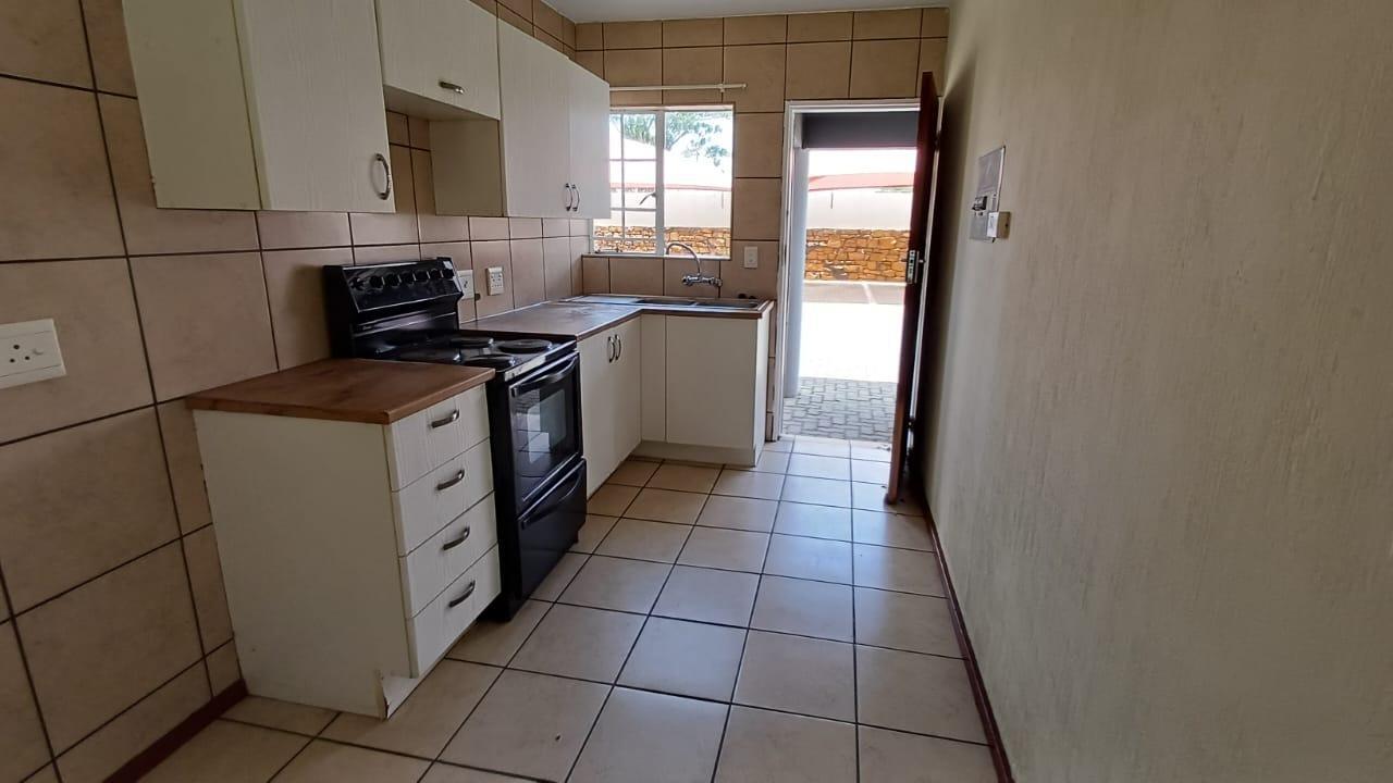 1 Bedroom Apartment in Comet