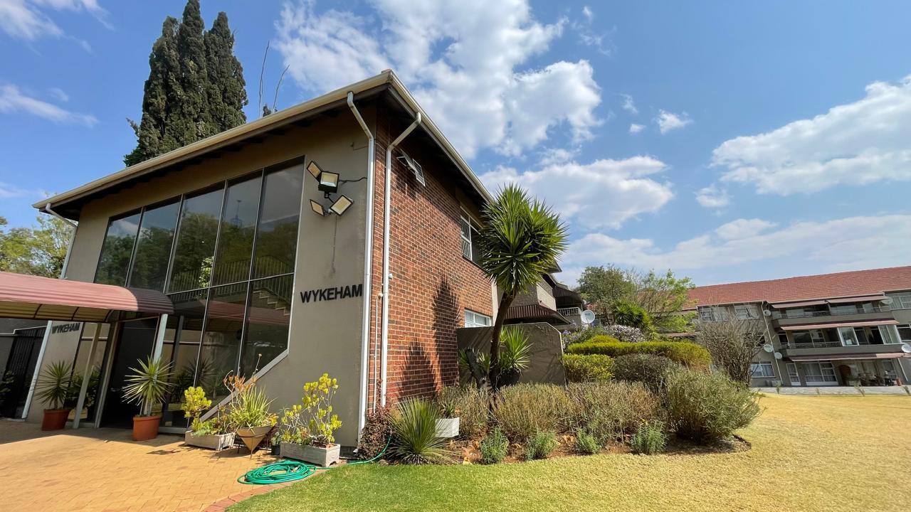 3 Bedroom Apartment in Northcliff