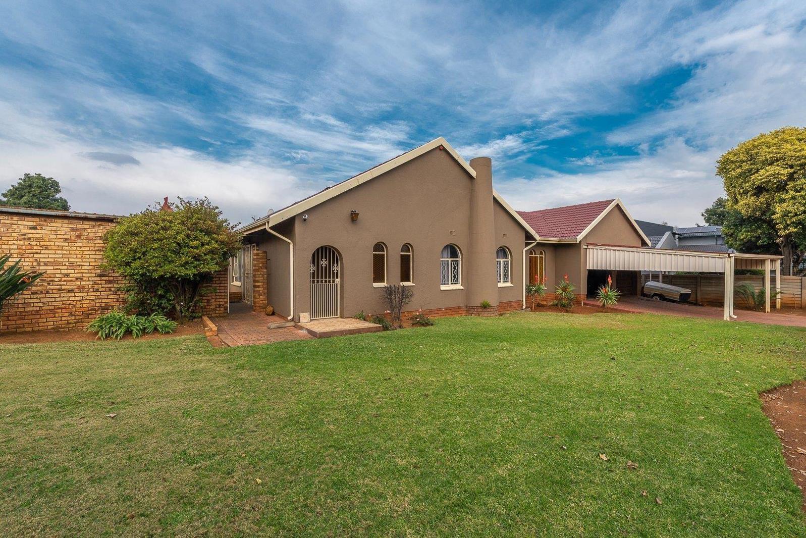 4 Bedroom House in Albemarle