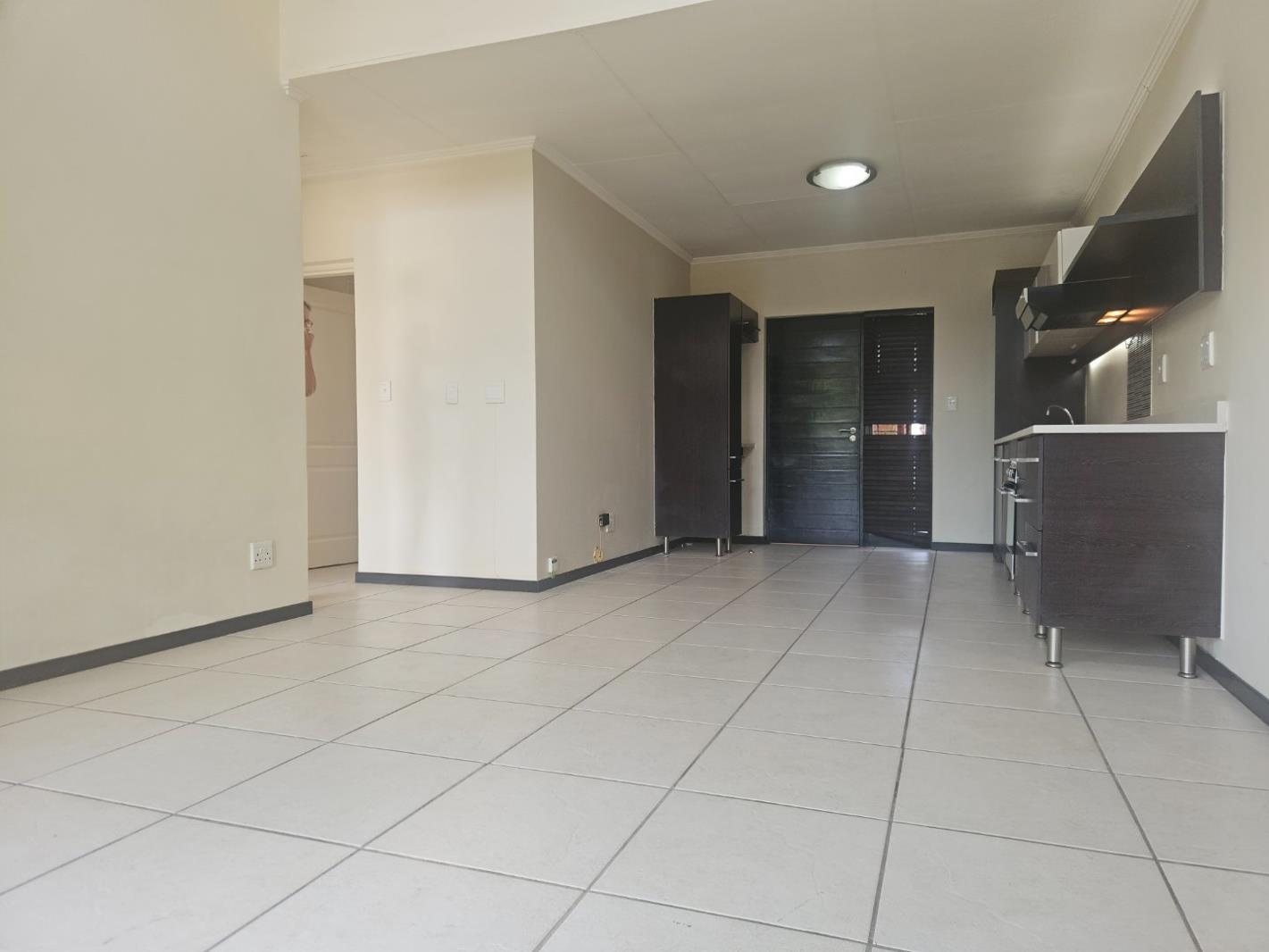 2 Bedroom Apartment in Douglasdale