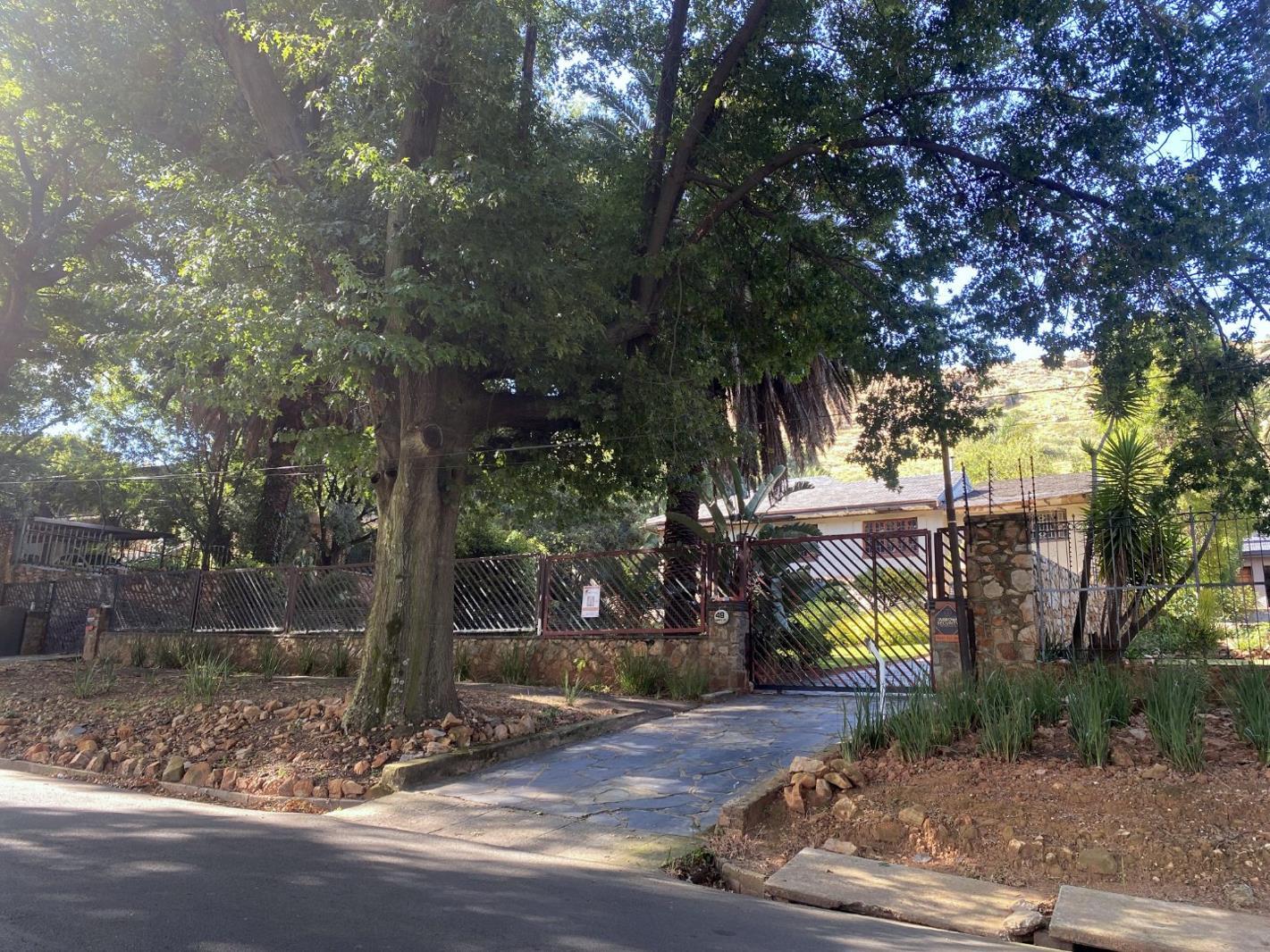 5 Bedroom House in Cyrildene