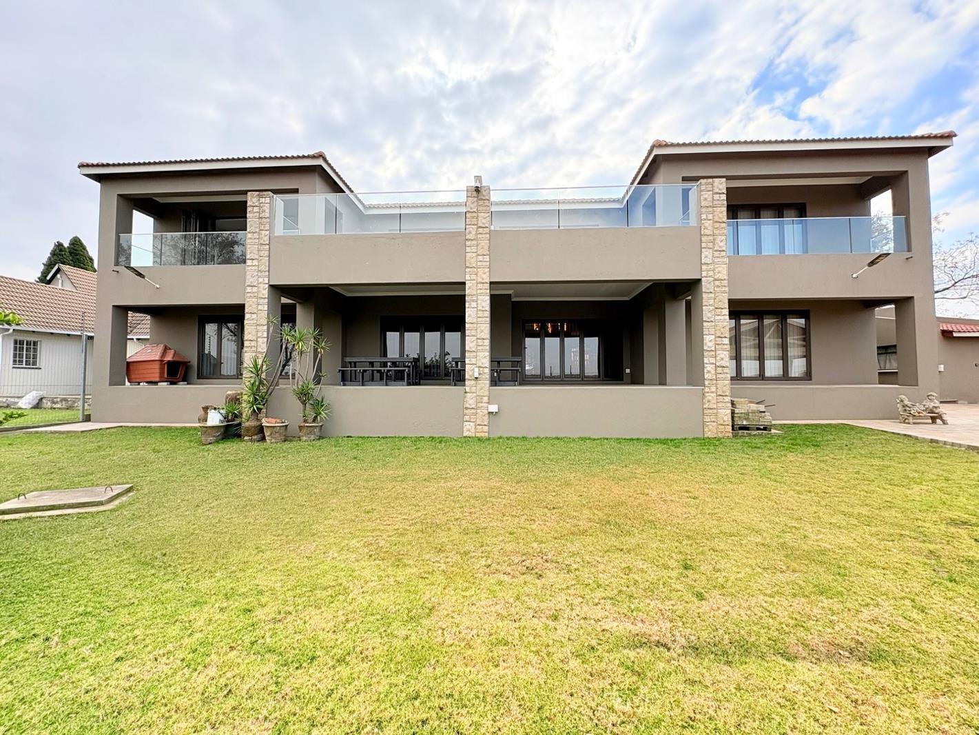 5 Bedroom House in Sunward Park