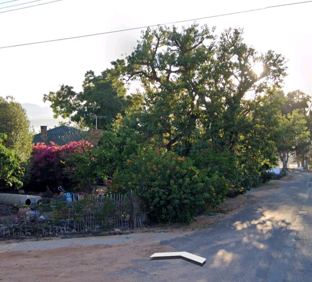 422 m² Land available in Clanwilliam