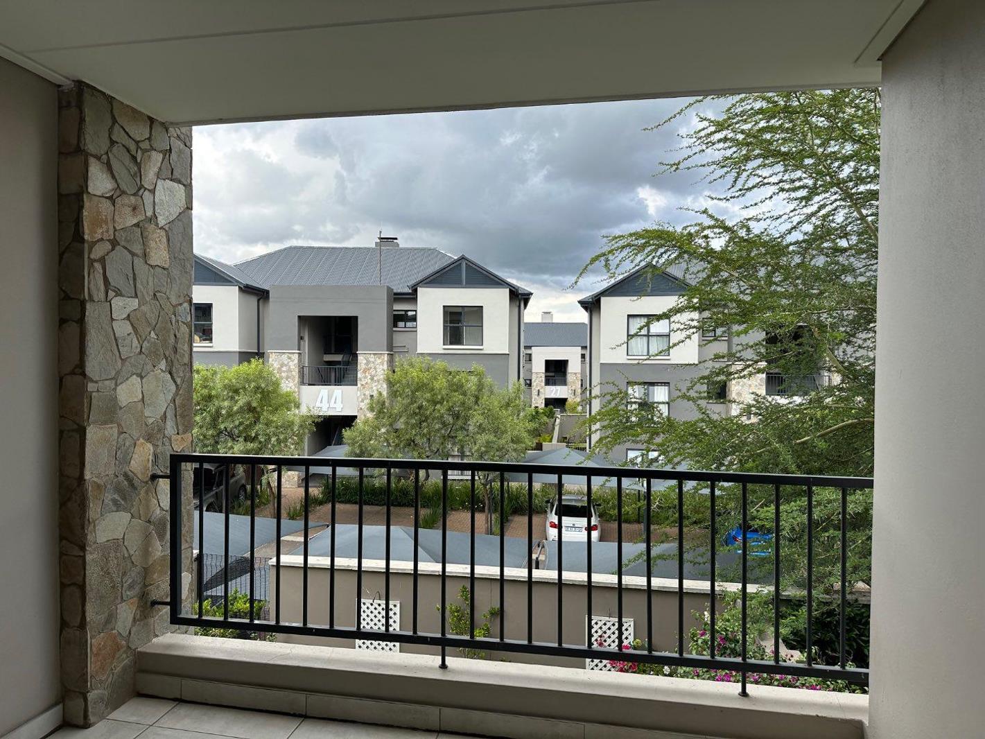 3 Bedroom Apartment in Waterfall Estate