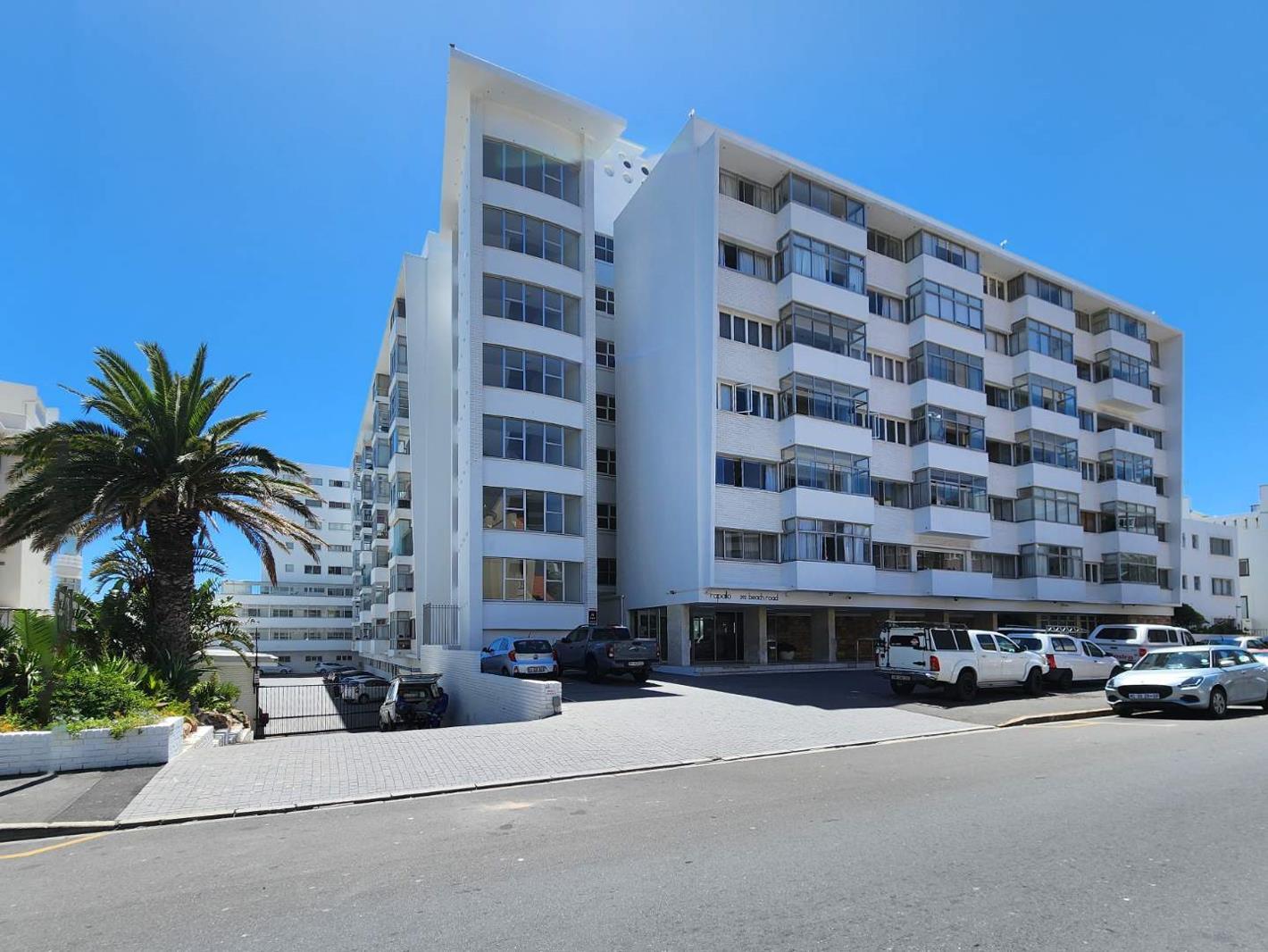 1 Bedroom Apartment in Sea Point