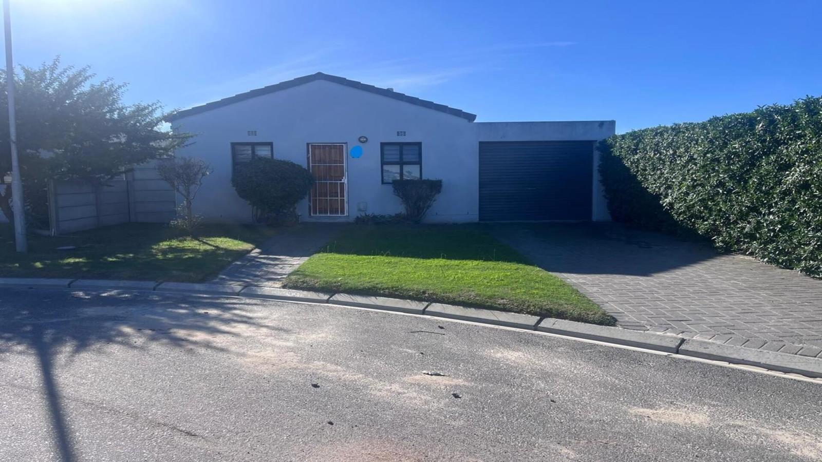 3 Bedroom House in Forest Heights