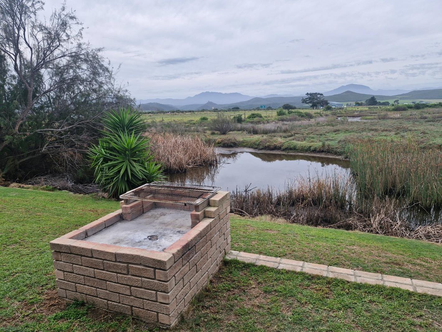 4 Bedroom House in Klein Brak Rivier