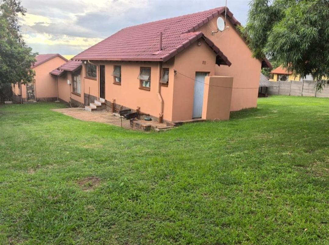 4 Bedroom House in Naturena
