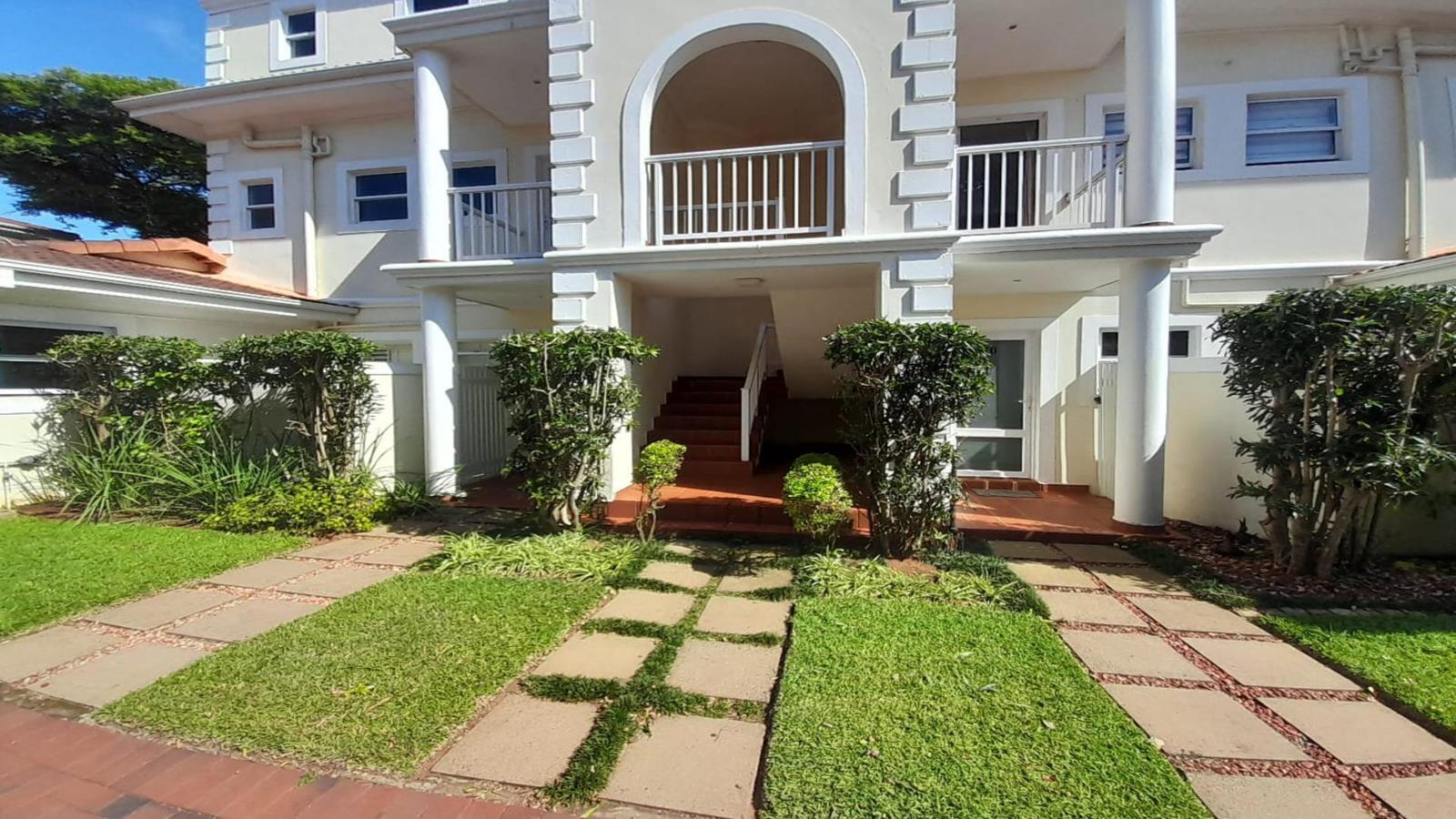 2 Bedroom Apartment in La Lucia