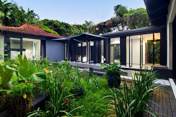 4 Bedroom House in Zimbali Estate