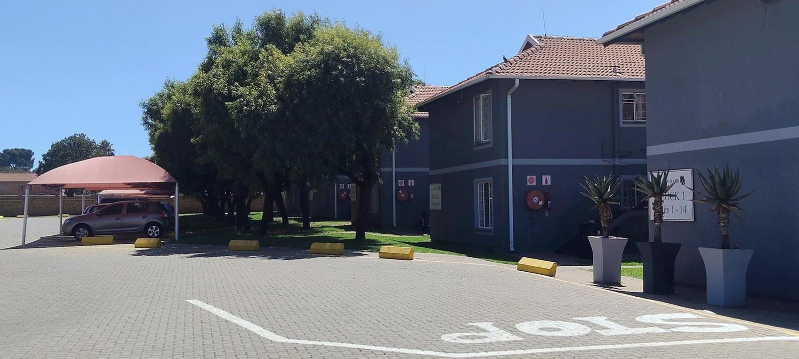 1 Bedroom Apartment in Comet