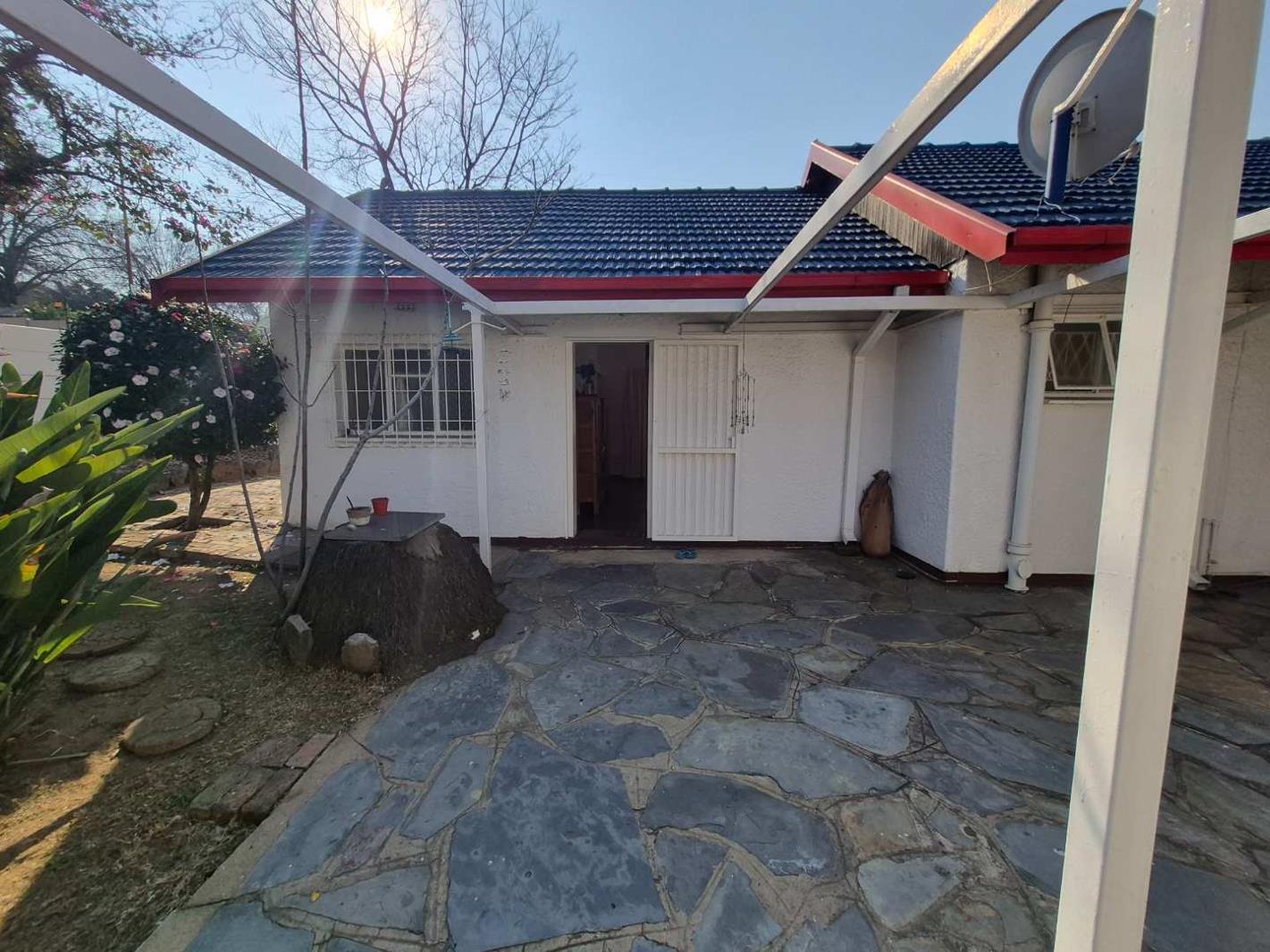 1 Bedroom Garden Cottage in Blairgowrie