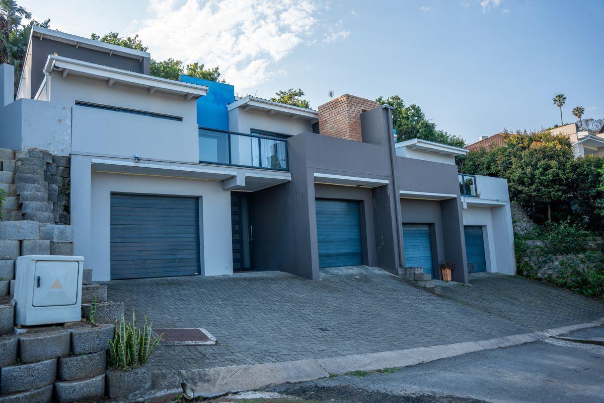 3 Bedroom Townhouse in Beacon Bay