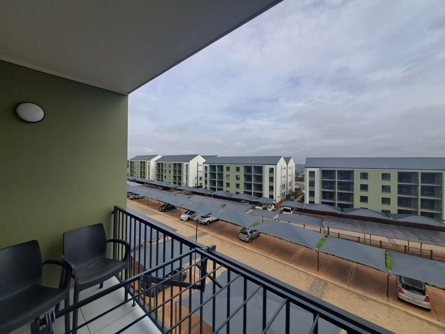 1 Bedroom Apartment in Mooikloof Glen