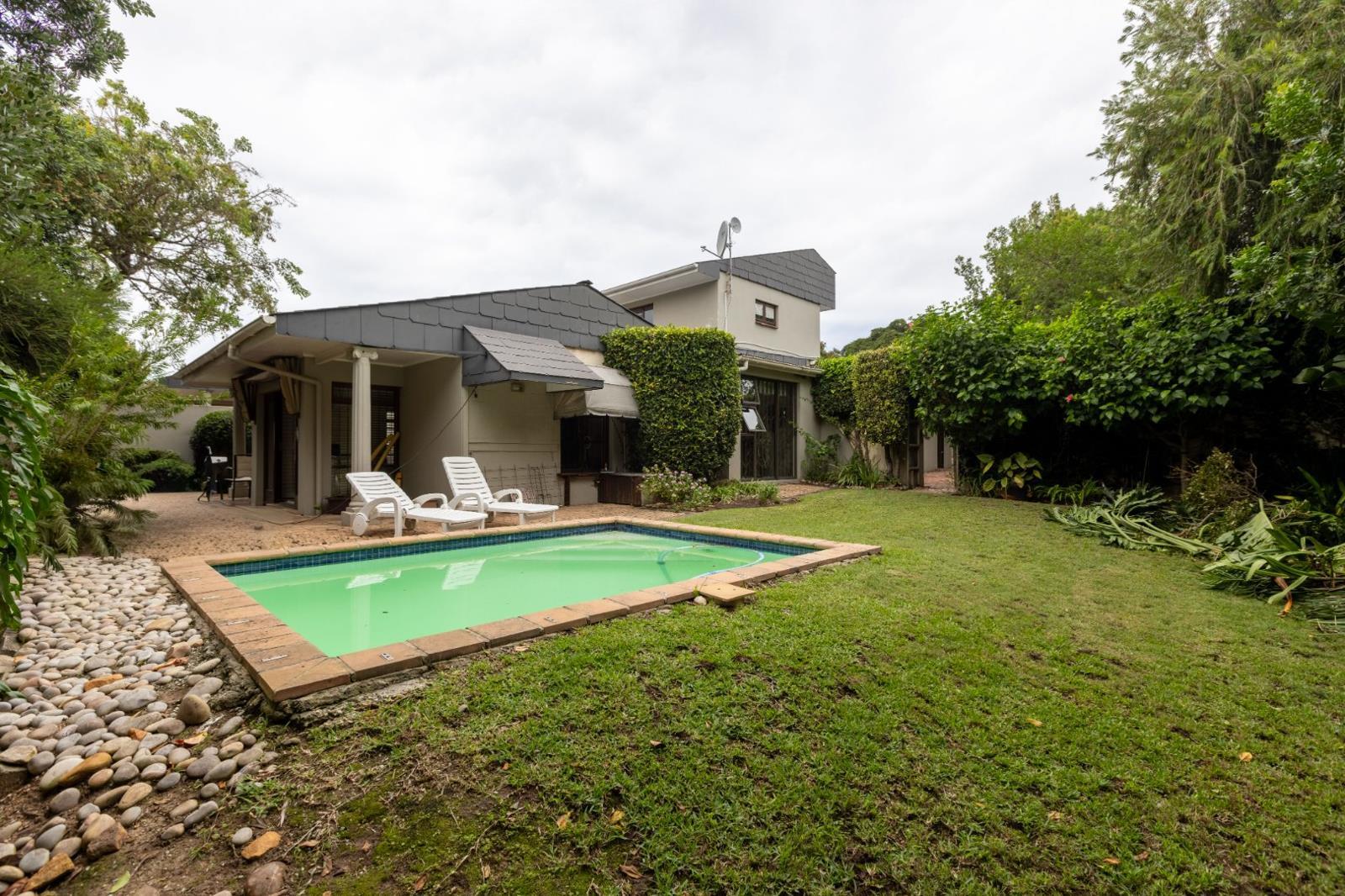 4 Bedroom Apartment in Plettenberg Bay Central