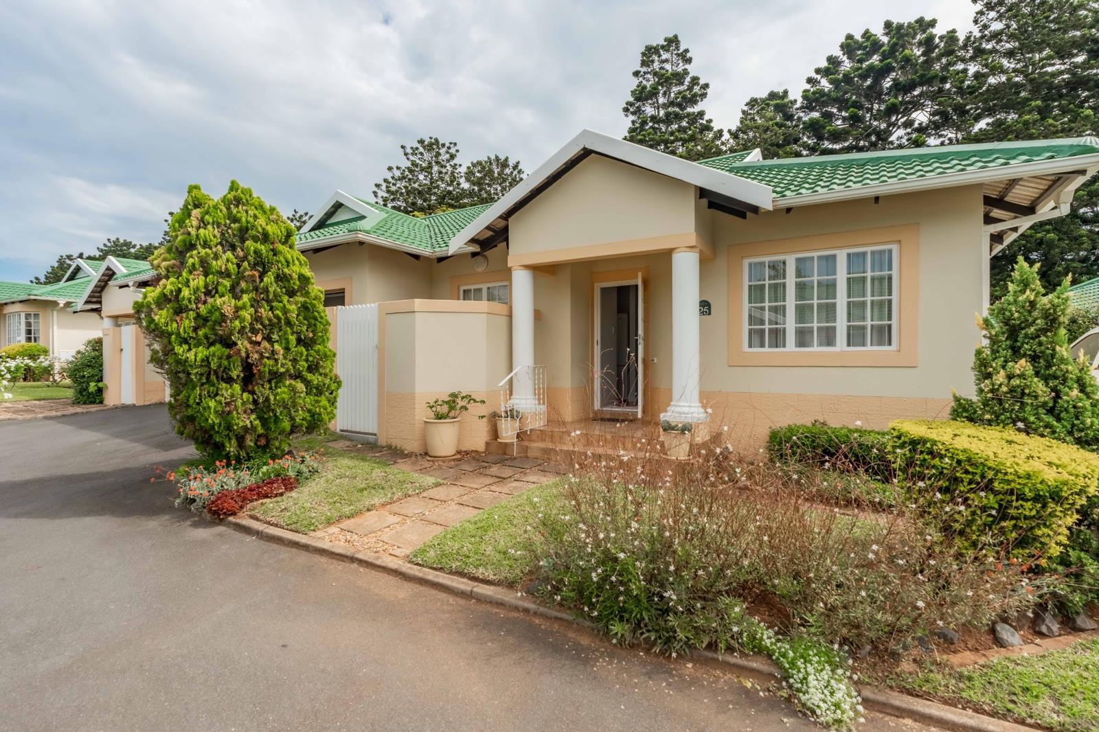2 Bedroom Townhouse in Somerset Valley Estate