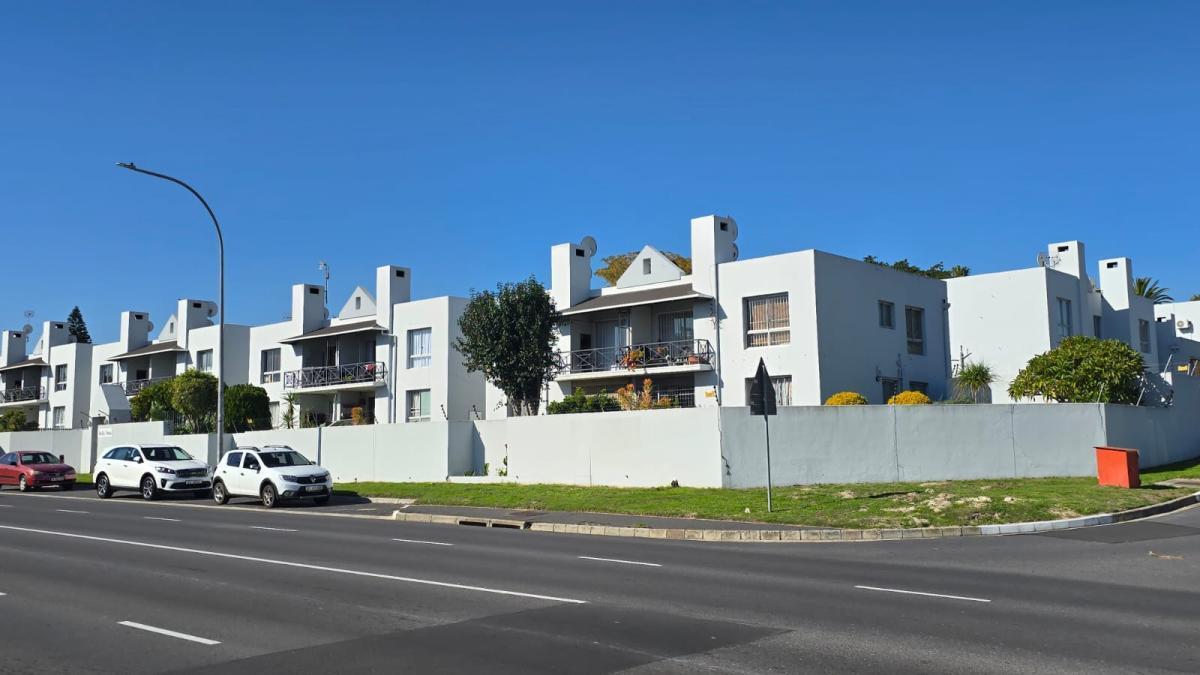 1 Bedroom Apartment in Protea Heights