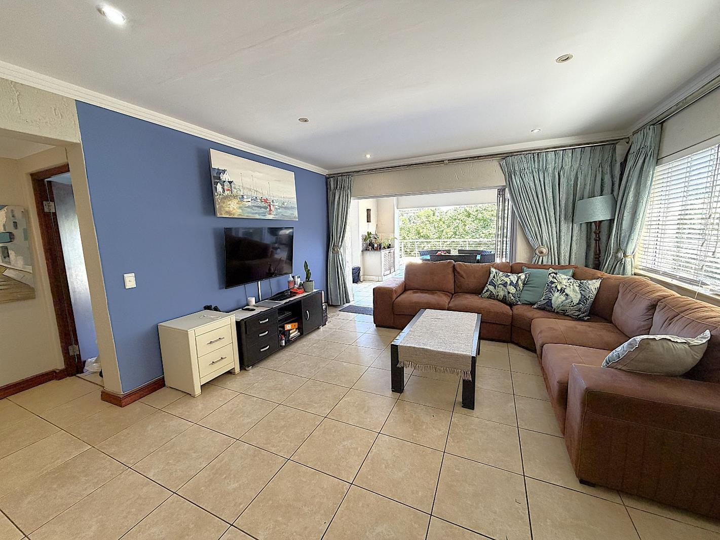 3 Bedroom Apartment in Simbithi Estate