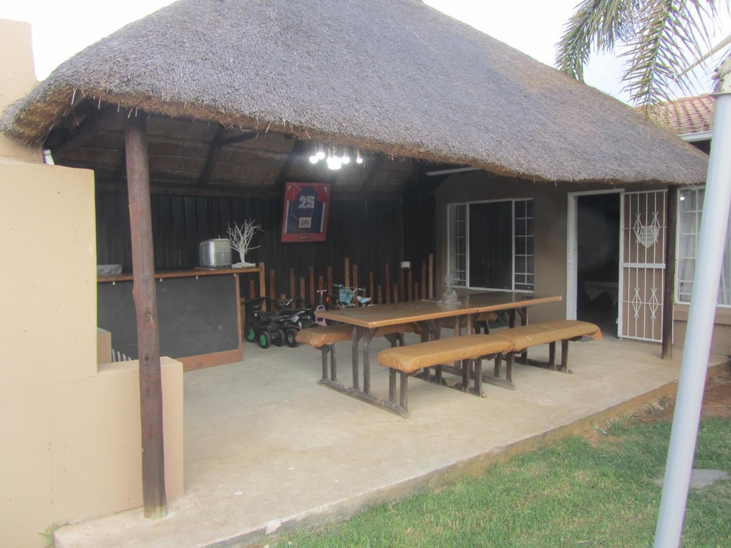 3 Bedroom Townhouse in Elspark