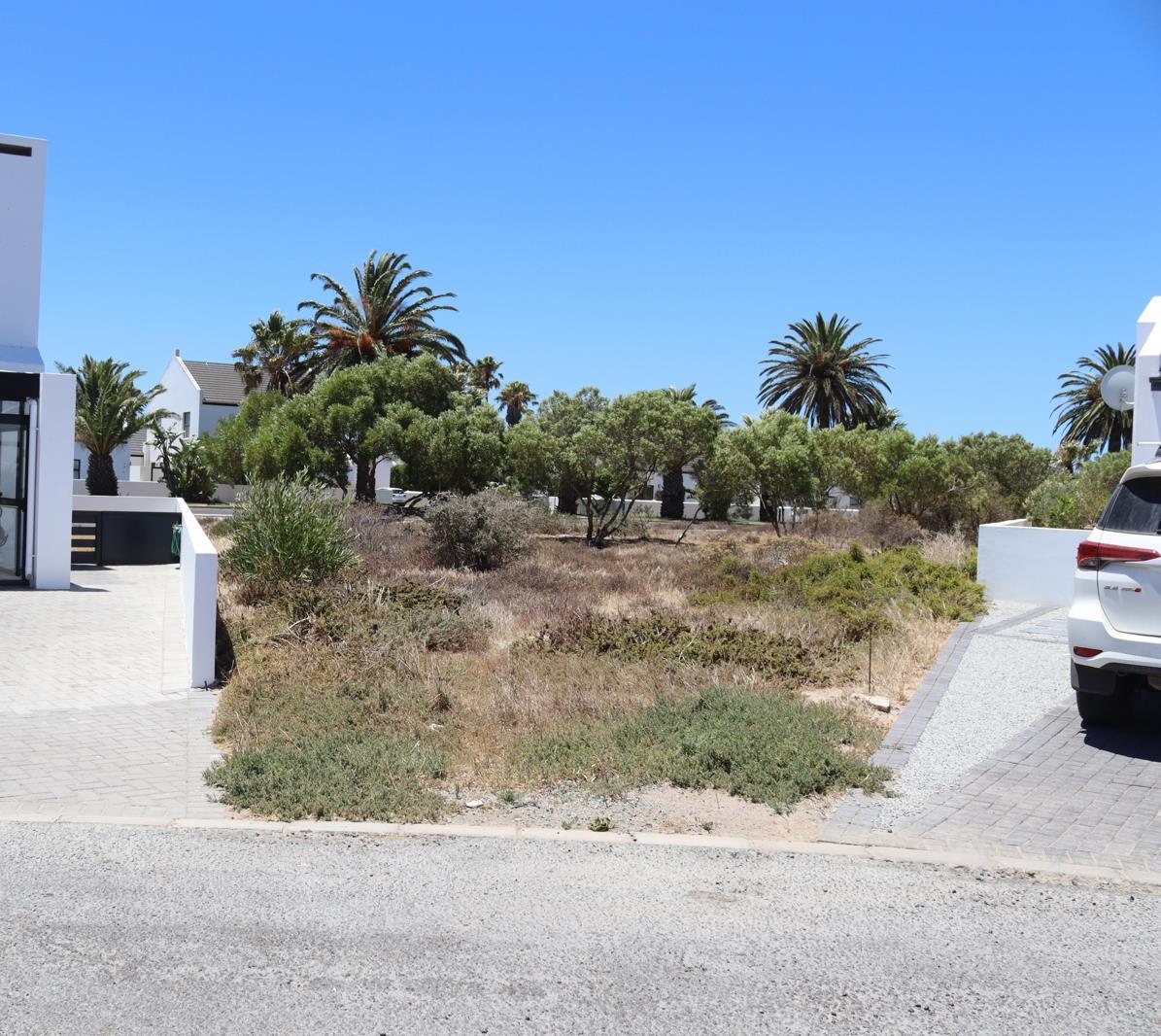 416 m² Land available in Shelley Point