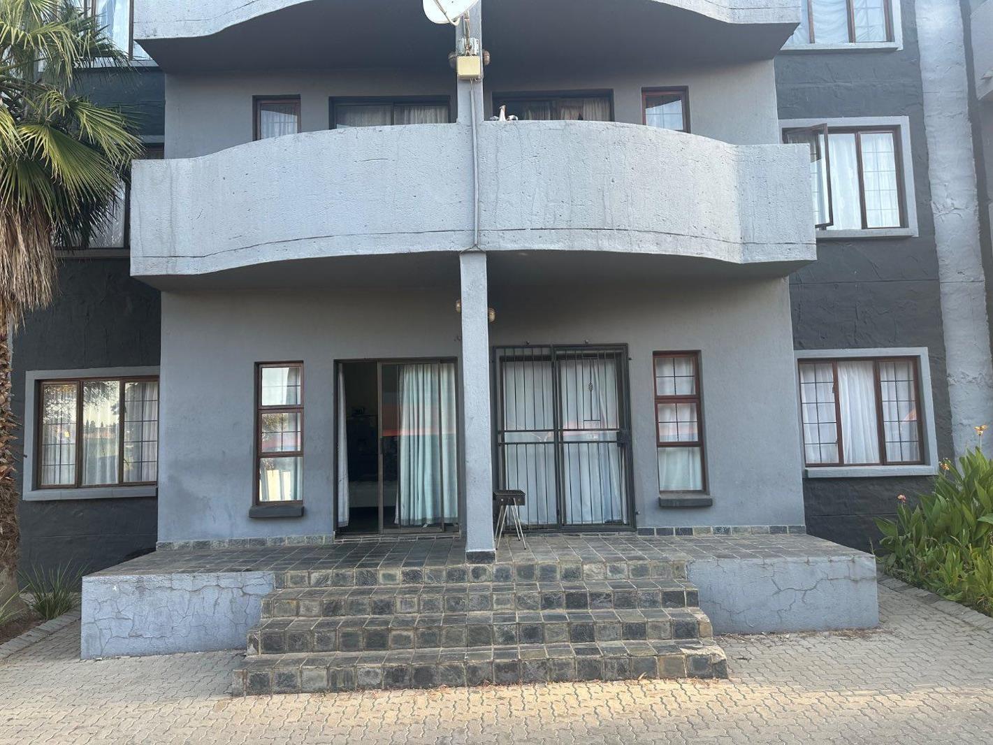 2 Bedroom Apartment in Erand Gardens