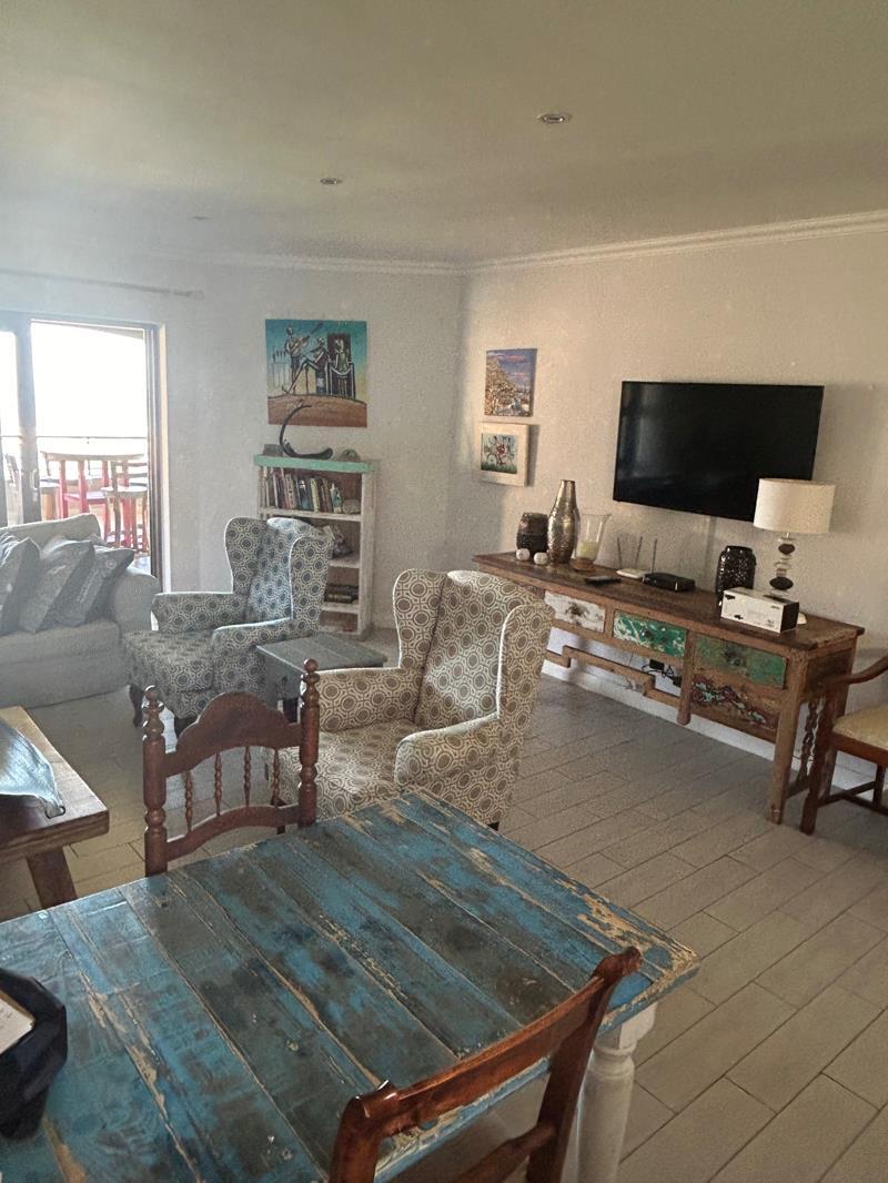 3 Bedroom Simplex in Plettenberg Bay Central