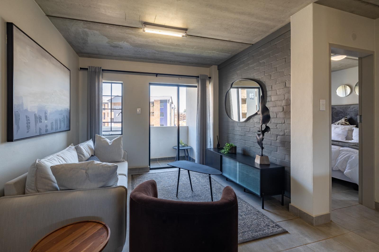 2 Bedroom Apartment in Alrode South
