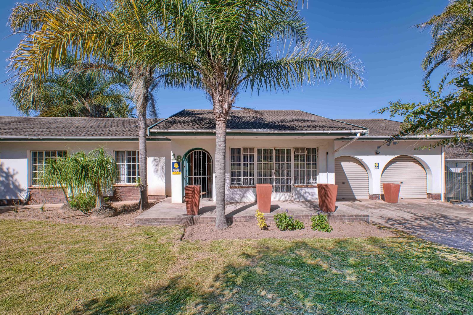 4 Bedroom House in Newton Park
