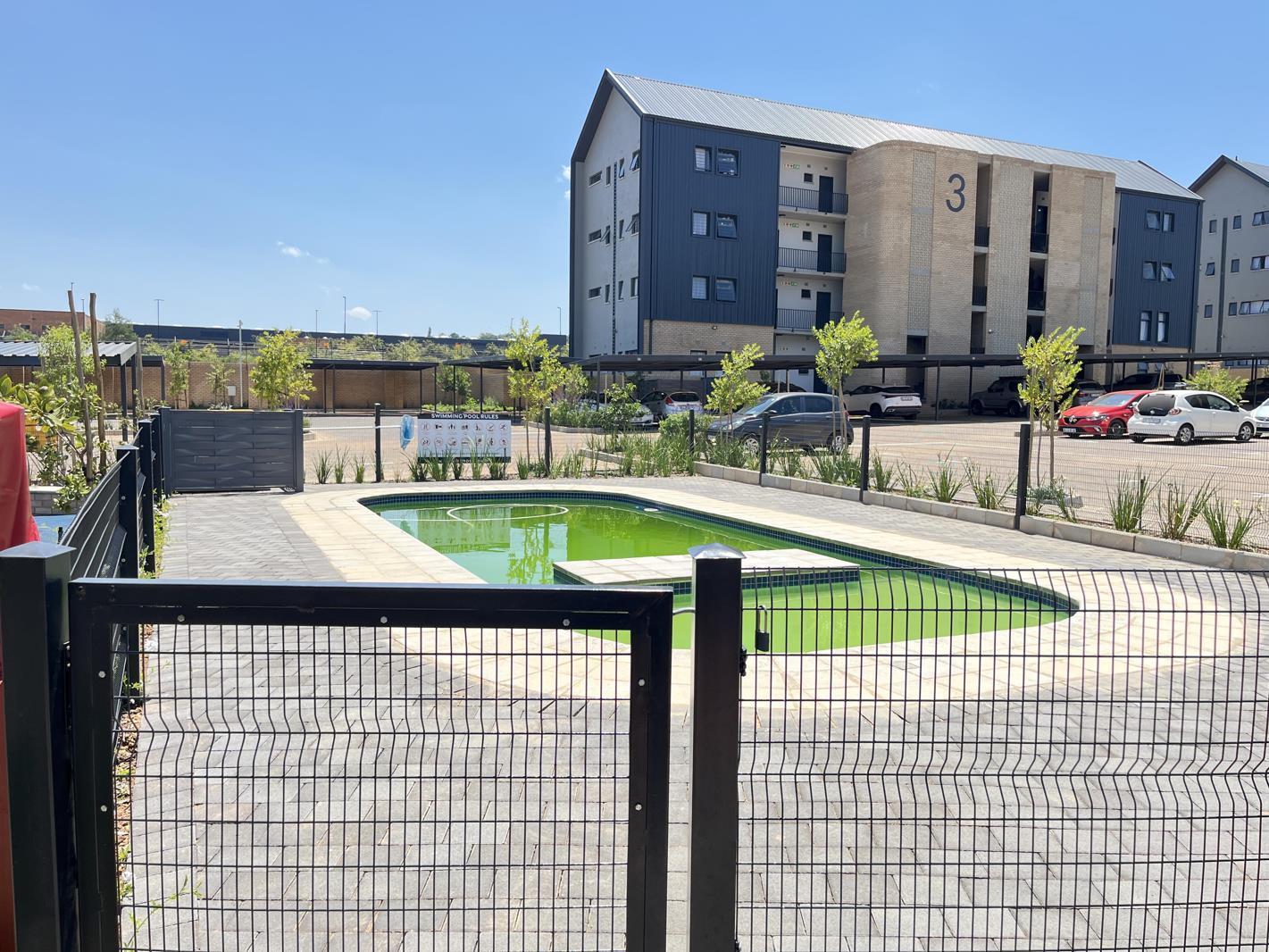 3 Bedroom Apartment in Waterkloof Ridge