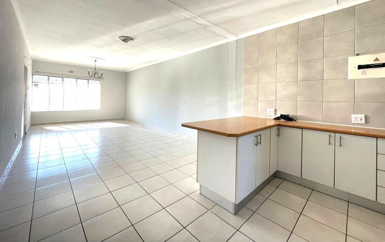 3 Bedroom Apartment in Brackenhurst