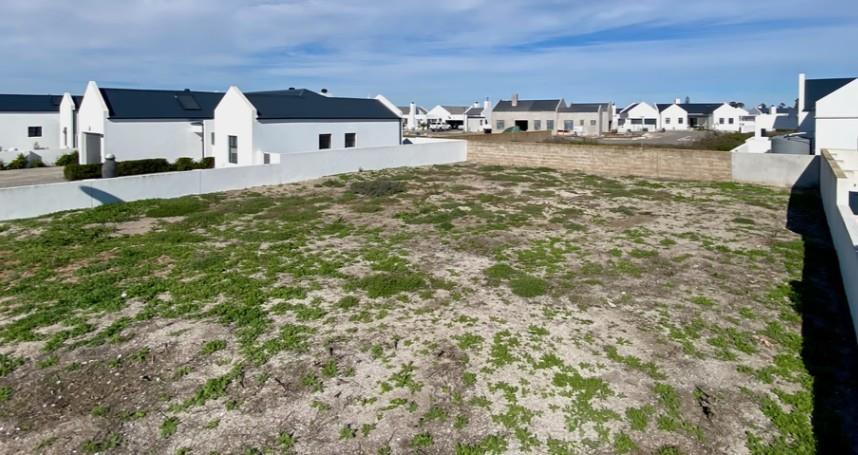 500 m² Land available in Velddrif