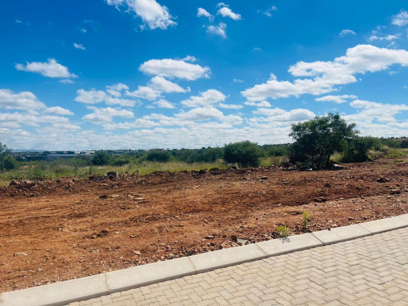 1 321 m² Land available in Bendor