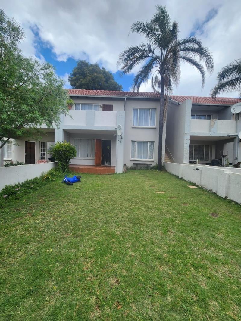 2 Bedroom Apartment in Glen Marais