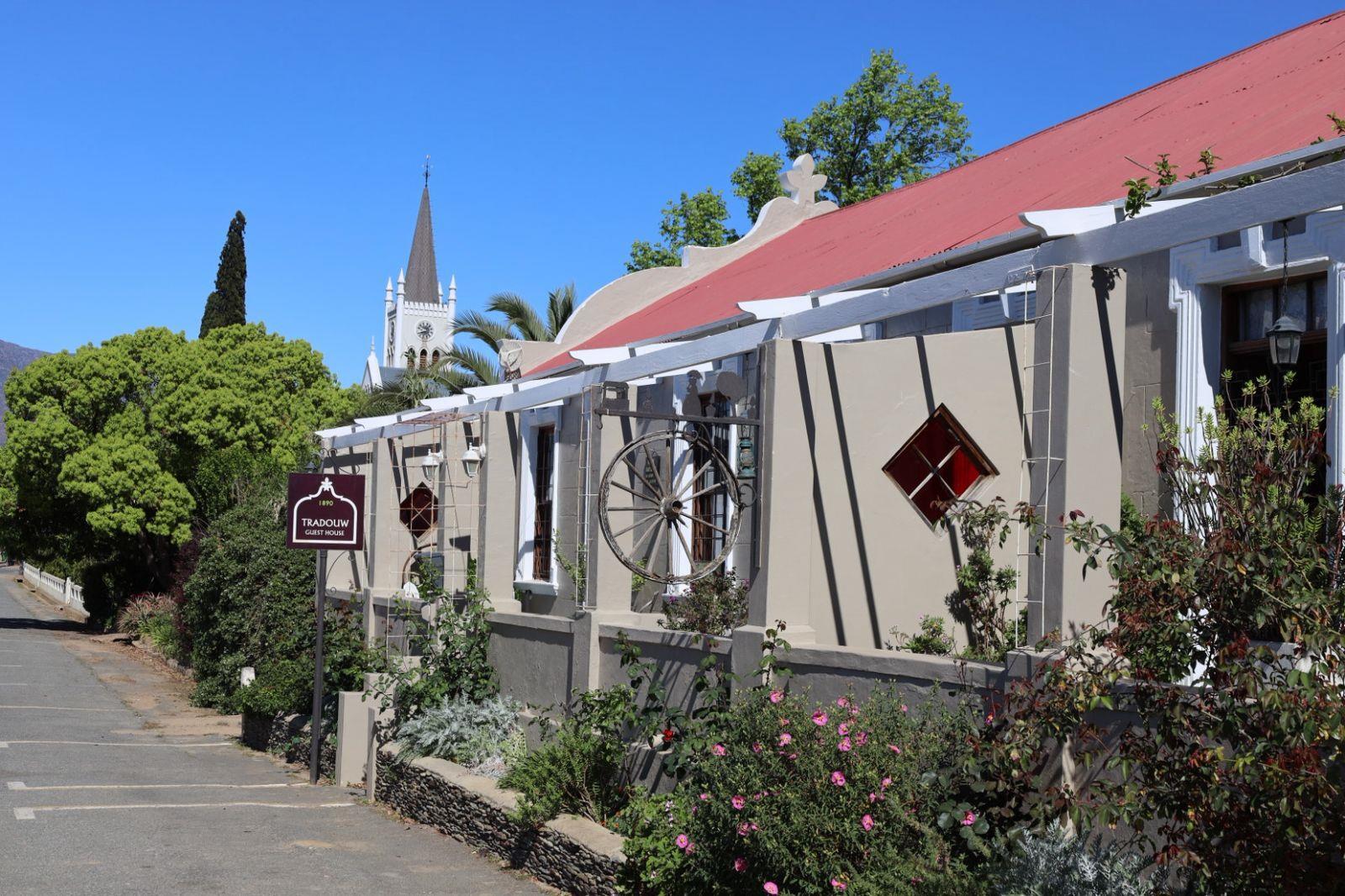 8 Bedroom House in Barrydale