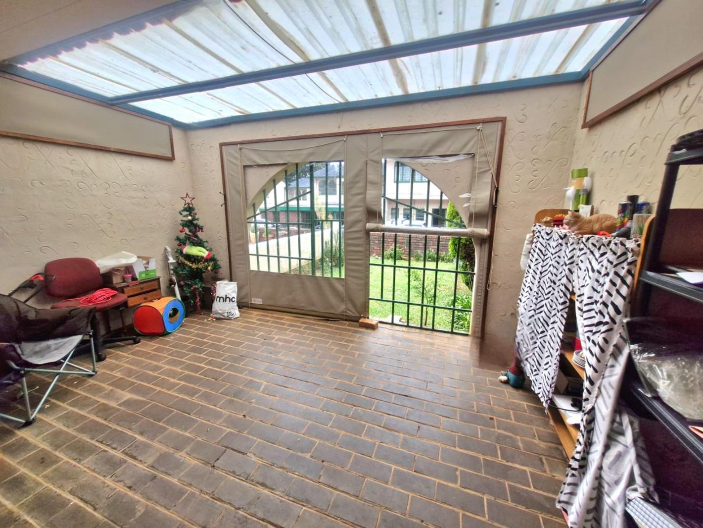 3 Bedroom Duplex in Sinoville