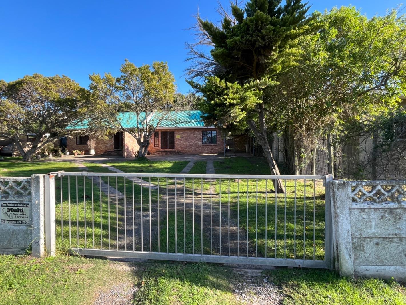 4 Bedroom House in West Bank