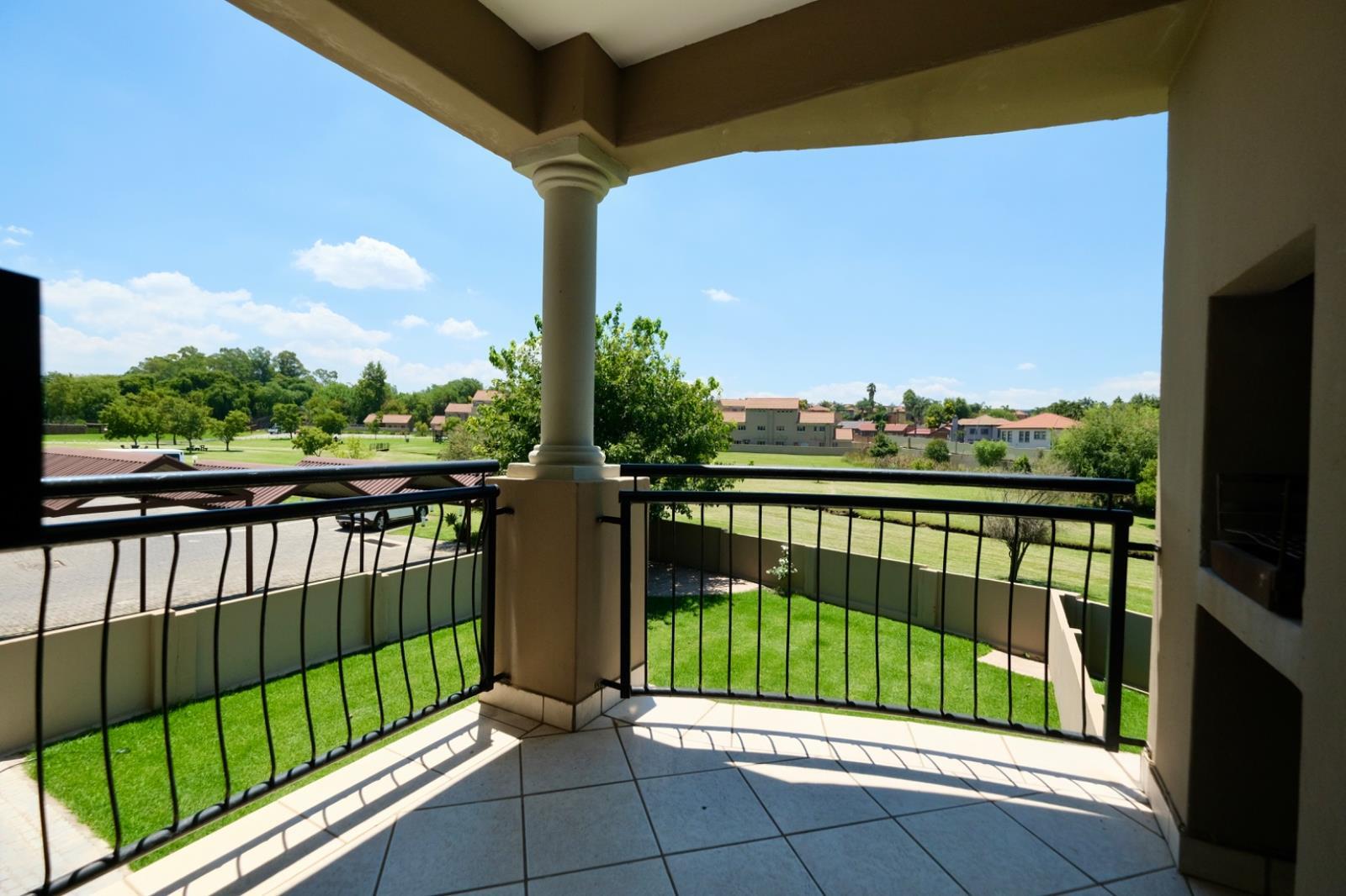 2 Bedroom Apartment in Glen Marais