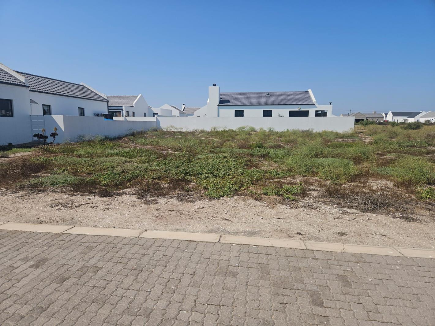 500 m² Land available in Velddrif