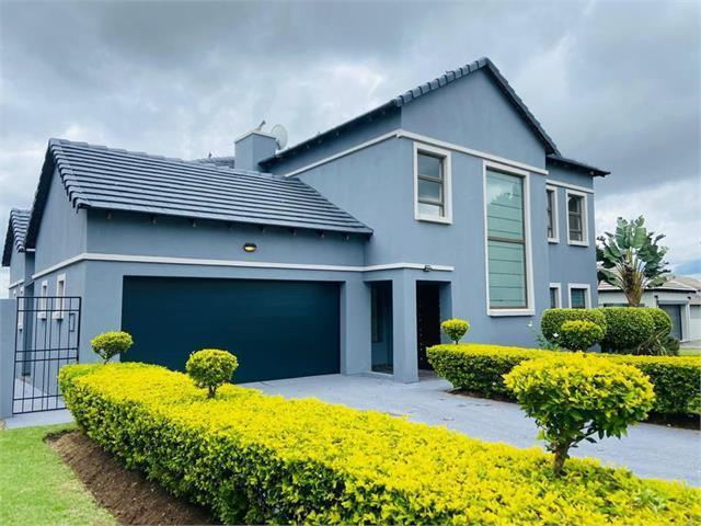 4 Bedroom House in Valley View Estate
